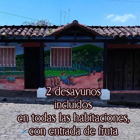 Portal De Los Farolitos Concepción de Ataco Екстериор снимка